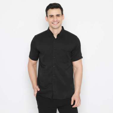 Platini Kemeja Hitam Pria Lengan Pendek Basic Polinosic 63100 L