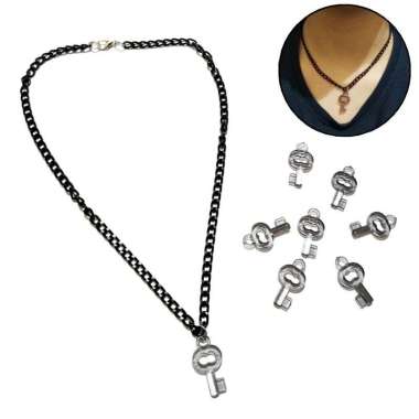 Kalung Rantai Black Key Charm Kunci Hitam Model Retro