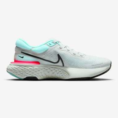nike invincible run white