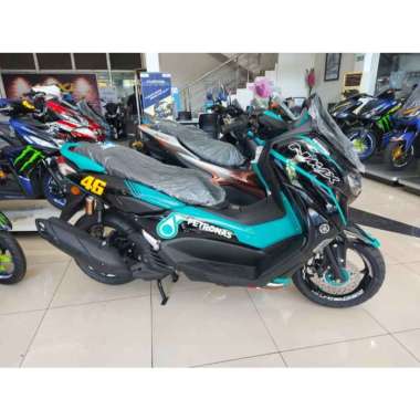 Yamaha ALL NEW NMAX 155 CUSTOM Sepeda Motor [VIN 2022 - OTR Jabodetabekser] Green Bogor