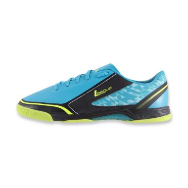 Unik Rilis Sepatu Baru Produsen League Lakukan Hal Diluar Nalar