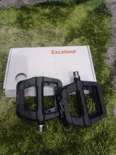 PEDAL SEPEDA EXCELSIOR NYLON PEDAL SEPEDA BEARING