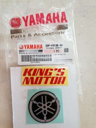 EMBLEM LOGO YAMAHA SAYA MIO GEAR 125 ASLI YAMAHA 2DP-F413B