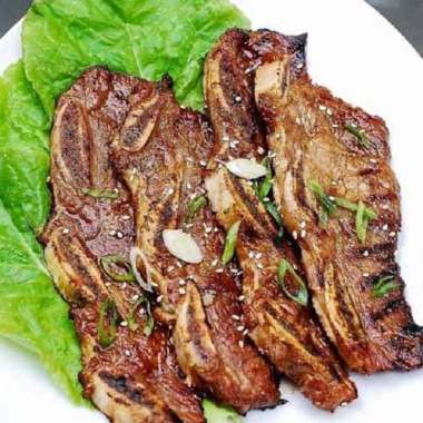 Raja Daging Wagyu Iga Rantai [1 Kg]