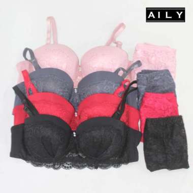 Aily SM52 Set Celana Dalam dan Bra Lace Wanita Hitam 38B