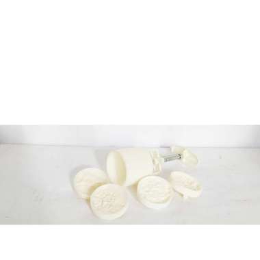 1 set Cetakan kue bulan putih