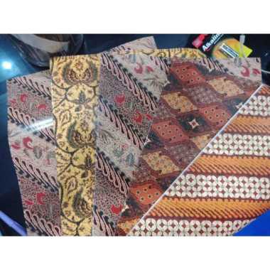 Kertas Kado Batik KKY/SQUEZ