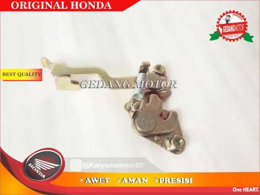 DUDUKAN KUNCI JOK BELAKANG BEAT KARBU LAMA ORIGINAL AHM 77230-KVY-900
