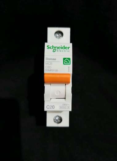 SCHNEIDER MCB Domae 20A
