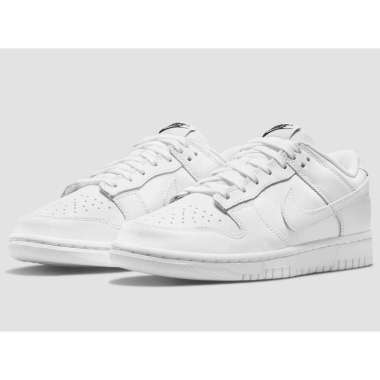 sb dunk low white