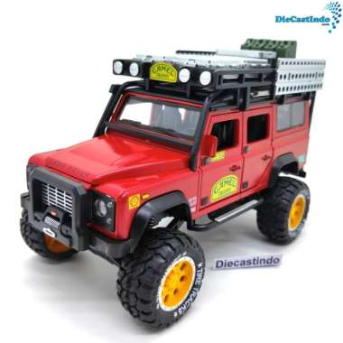Miniatur / Replika Land Rover Defender Camel Trophy Merah
