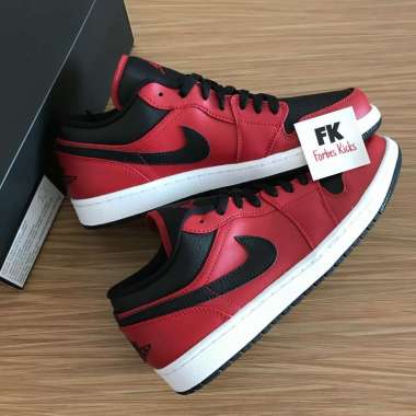 Air Jordan 1 Low Reverse Bred Pebbled Swoosh || banned black red triple black