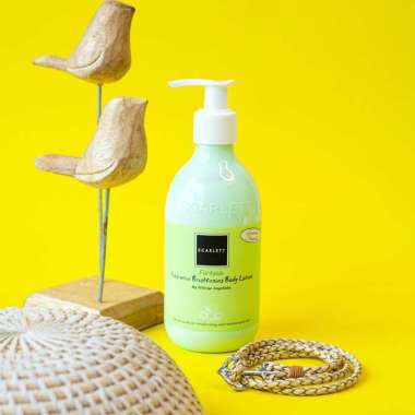 Scarlett Whitening Body Lotion Fantasia - Hand Body Ampuh Pemutih Kulit Tangan dan Kaki - Hand Body 