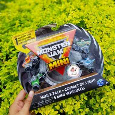 Monster Jam Mini Collectible Monster Trucks 5pk Scale 1:87