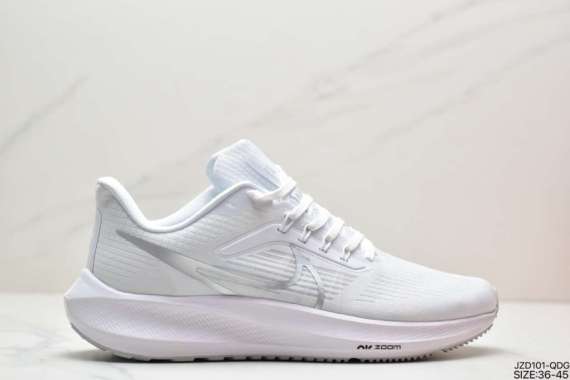 zoom pegasus white