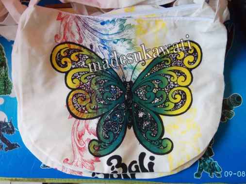 Tas selempang kain blacu khas bali Kupu-kupu