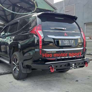 Towing Pajero Model Rocker Bar Black