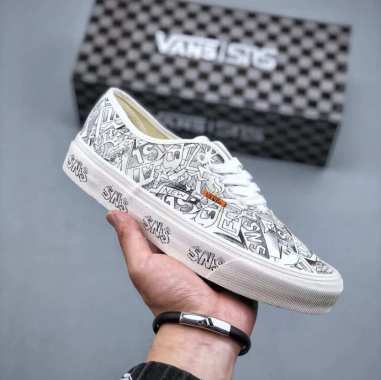 womens authentic vans
