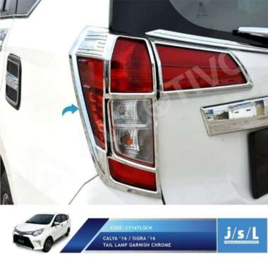 Toyota Calya Garnish Lampu Belakang / Tail Lamp Garnish Chrome