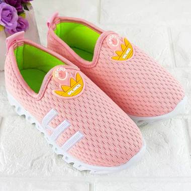 Jual Sepatu Anak Perempuan 10 Tahun Terbaru Harga Murah Blibli Com