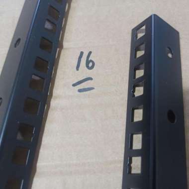 Besi Rel Rack Mounting 16 U - Minus akurasi tanda