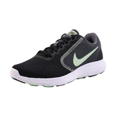 NIKE WMNS Revolution Sepatu Lari Wanita 819303 017