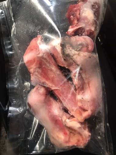TULANG DENGKUL SUMSUM SAPI LOKAL BEEF 1 KG