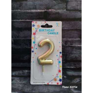 Lilin emas angka 2