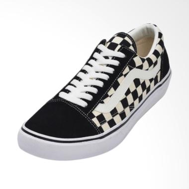 harga retail vans slip on checkerboard