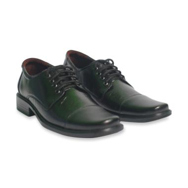 Daftar Harga Sepatu Pria Dewasa Kickers Terbaru Oktober 2020 Terupdate Blibli Com