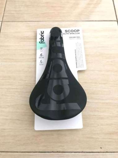 Sadel Fabric Scoop Elite Team Shallow cro rail 142mm