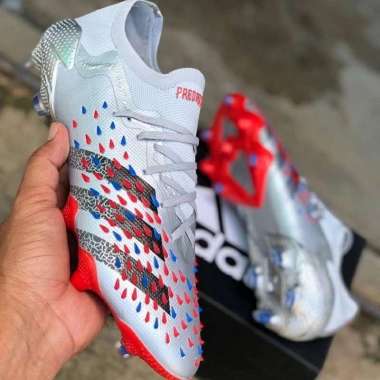 sepatu adidas predator mutator