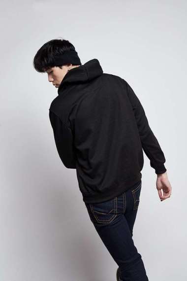 Jaket Polos Jumper Hoodie Sweater Warna Hitam M