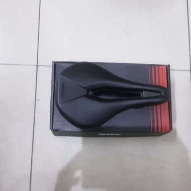 SADEL SEPEDA BALAP RAZE SHORT NOSE