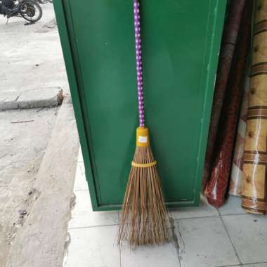 Sapu Lidi Gagang Super Quality - Sapu halaman