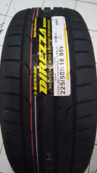 Ban Luar Mobil Dunlop 225/50 R18 95W Direzza DZ102 66799