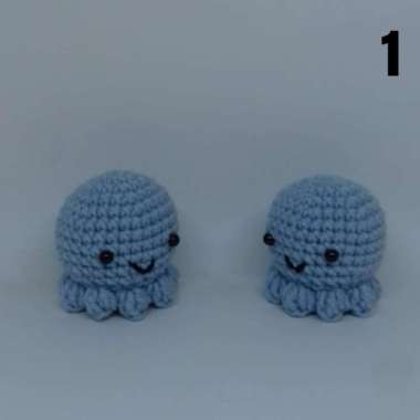 Boneka Amigurumi Cumi - Cumi Darat Multicolor