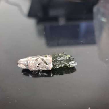 BATU MOLDAVITE ASLI CEKO PENDANT