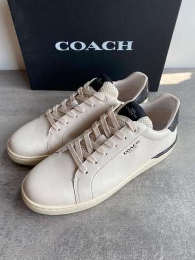 sepatu sneakers coach