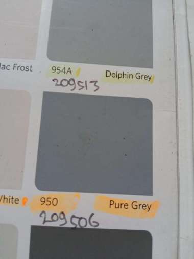 Cat Tembok 950 Pure Grey Abu-Abu Vinilex 5 kg Interior Dinding Rumah
