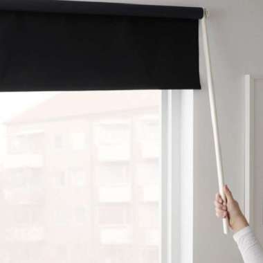 Tirai Gulung Jendela Anti Tembus Cahaya Fridsta 120x195cm Ori_Hitam
