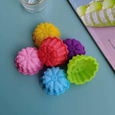 Cetakan Silikon Mini Putu Ayu Puding Kue Talam Muffin Sabun Cup Cake Love Flower - Ungu