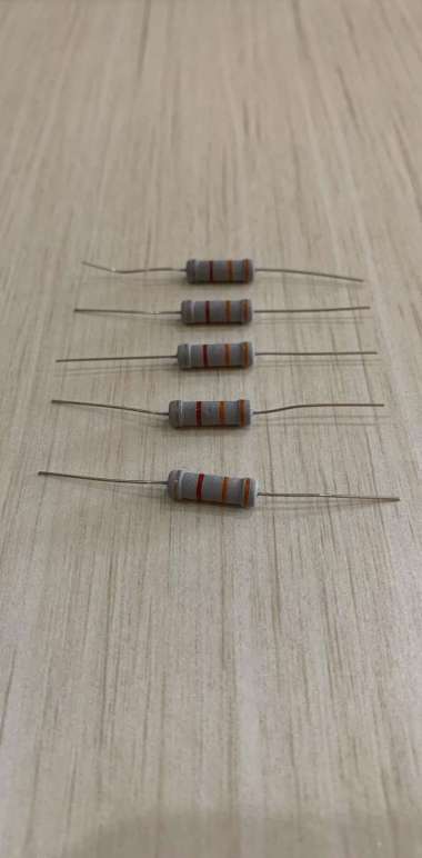 Resistor Tahanan 3K3 Ohm