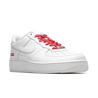 NIKE Air Force 1 x Supreme White Sneakers Pria 11 PUTIH