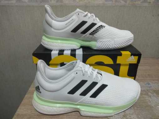 Daftar Harga Sepatu Tenis Lapangan Adidas Termurah 2020 Blibli