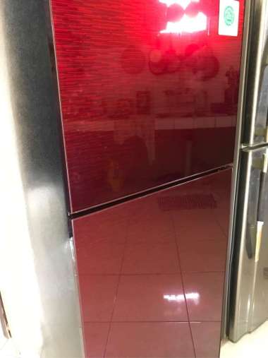 Kulkas 2 Pintu Sharp SJ-246XG - MR Tempered Glass Door harga murah Unit Only merah Jakarta