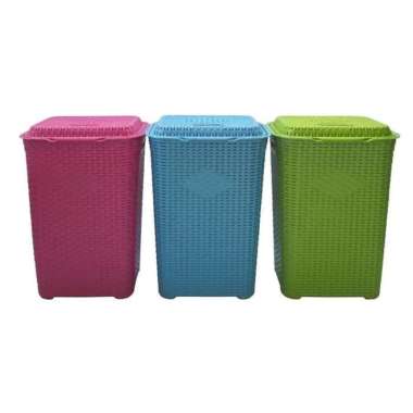 KERANJANG BAJU LAUNDRY BASKET ROTAN CLUB Multicolor