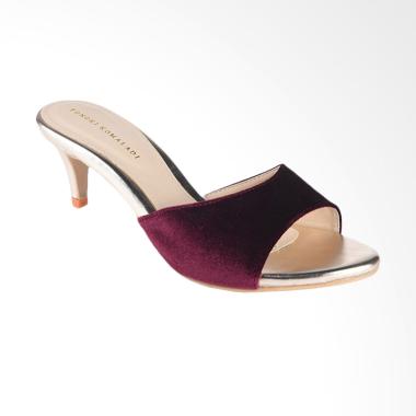 Yongki Komaladi SFCN 710001 M Sandal Wanita - Maroon