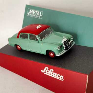 Schuco Diecast Mobil Mercedes Benz 180D Skala 1:64