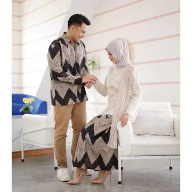 Batik Couple Lb Ilalang Sarimbit Baju Batik Couple Jumbo Rp165 000 Batik Couple Solo 2572 Kode B Sarimbit Baju Batik Couple Rp164 000 1 Batik Couple Solo 2572 Kode B Sarimbit Baju Batik Couple Rp164 500 Snoebel Batik